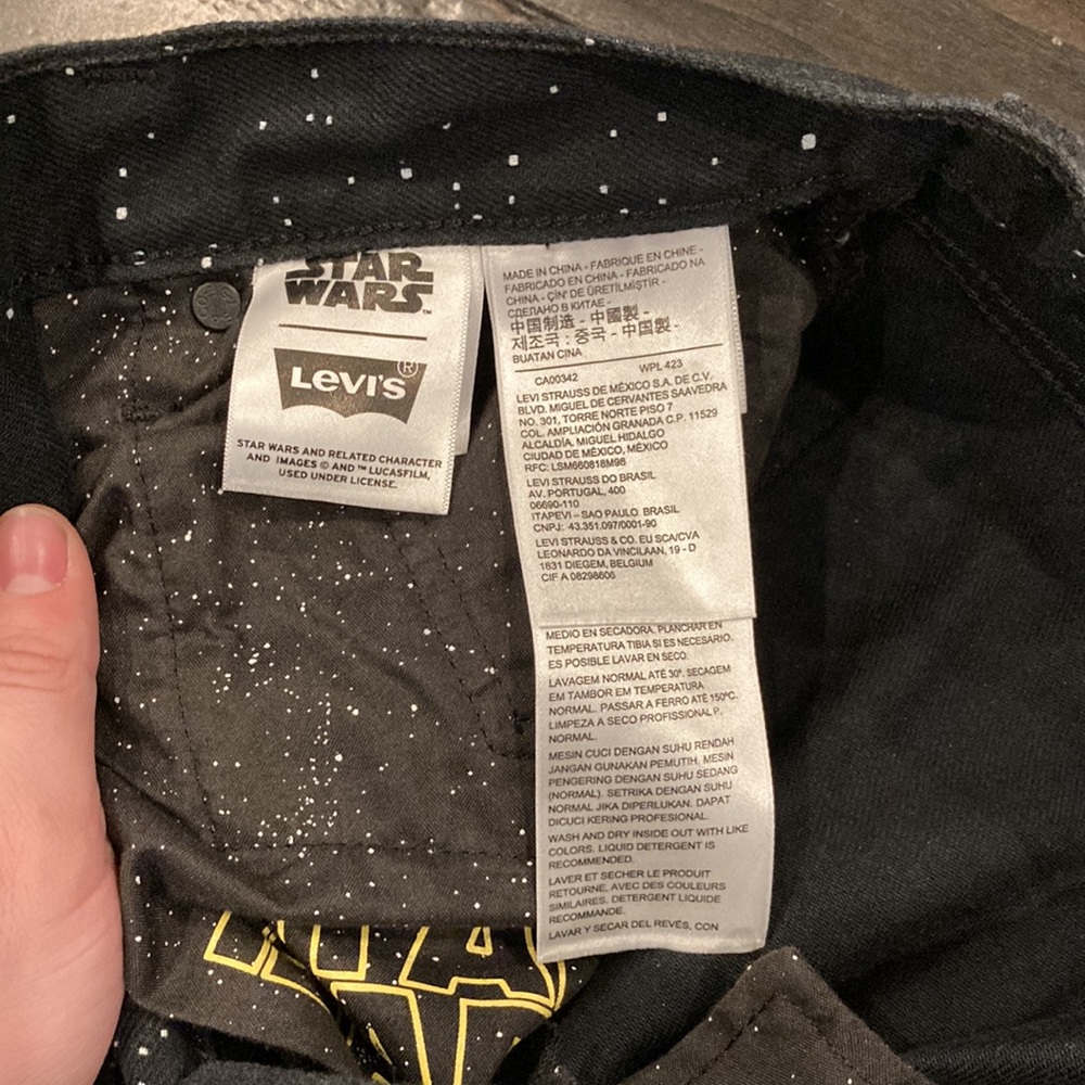 Levi’s 501 Star Wars Jeans Women’s Size 27 - Picture 7 of 13